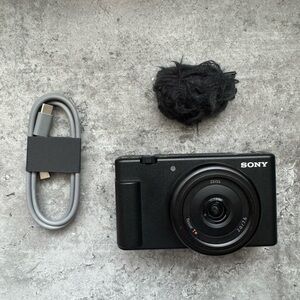 Sony - ZV-1F Digital Camera